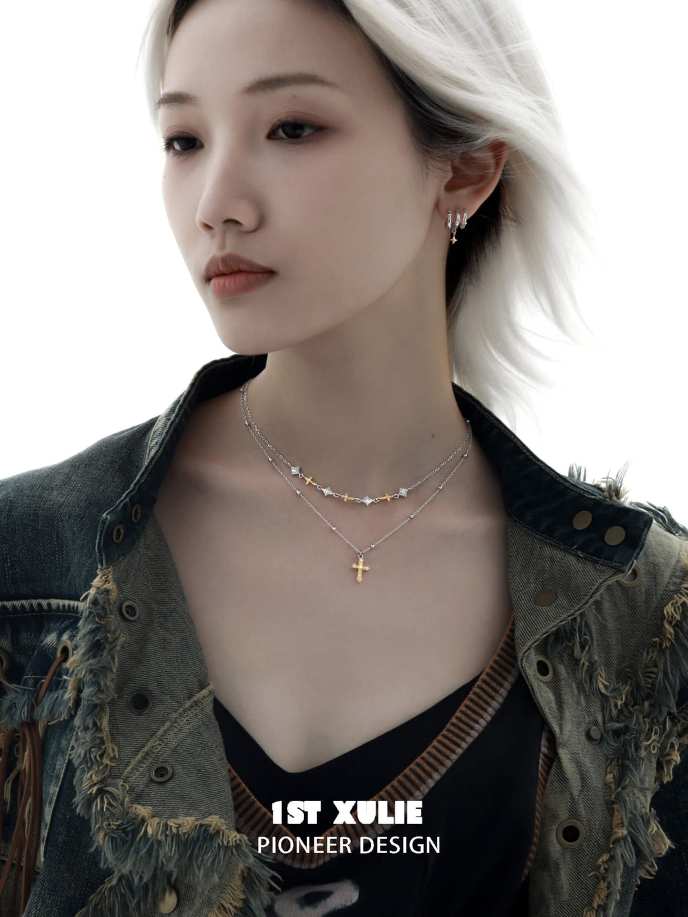 1ST XULIE "Starfall" Textured Meteor Pendant Choker Necklace in 925 Sterling Silver - Texture Detail