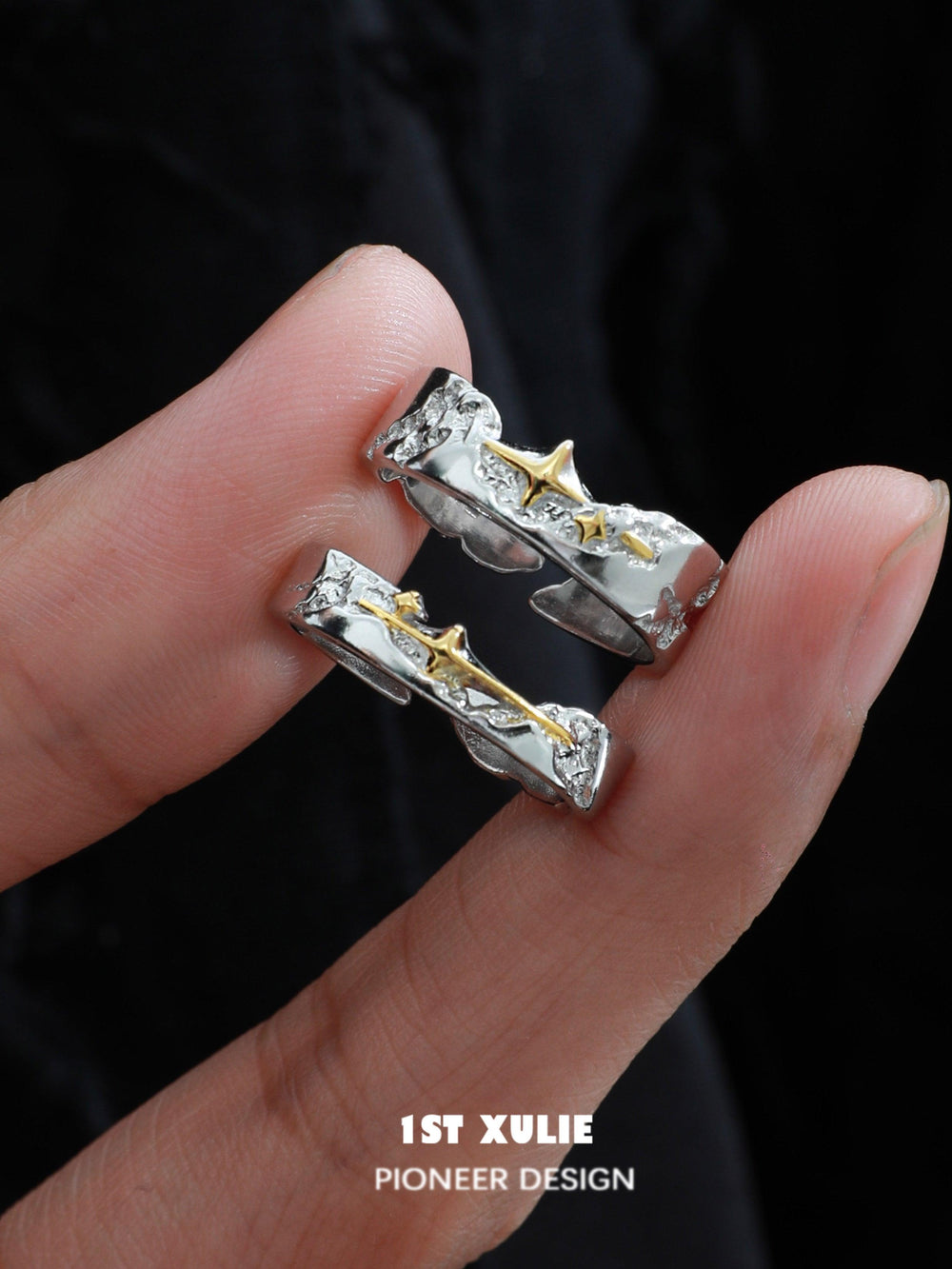 1ST XULIE "Starfall" Meteorite Couple's Rings in 925 Sterling Silver - Detail Shot of Meteorite Texture