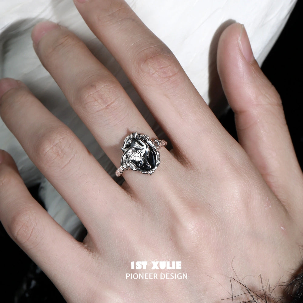 1ST XULIE "Soaring Cranes" Statement Adjustable Crane Ring in 925 Sterling Silver - Detail Shot