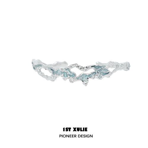 1ST XULIE "THE SEA" Statement Convertible Chain Ring & Bracelet Set in 925 Sterling Silver - Lifestyle Shot