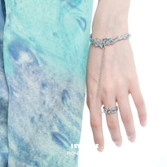 1ST XULIE "THE SEA" Statement Convertible Chain Ring & Bracelet Set in 925 Sterling Silver - Ring On Model