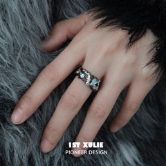 1ST XULIE "Lucifer" Statement Feather Wrap Ring in 925 Sterling Silver - Lifestyle Shot