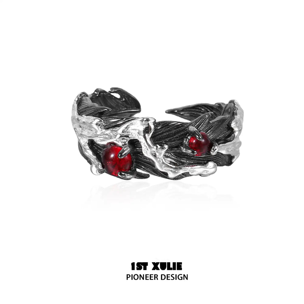 1ST XULIE "Lucifer" Statement Feather Wrap Ring in 925 Sterling Silver - On Model