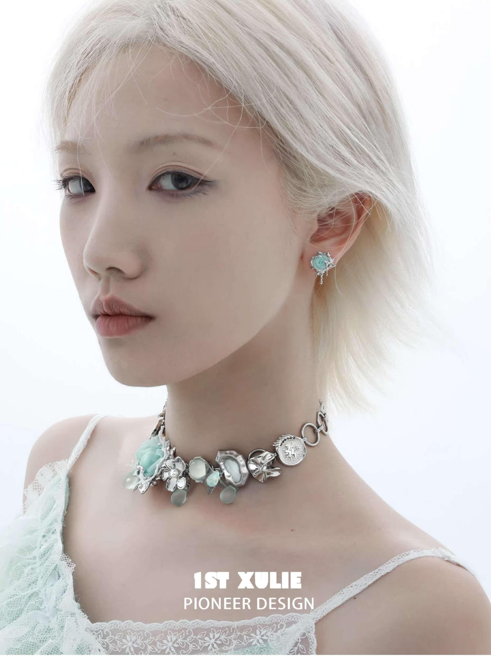 1ST XULIE "Taboo Rose" Statement Knitted Rose Choker Necklace in Platinum Plated - Clasp Detail