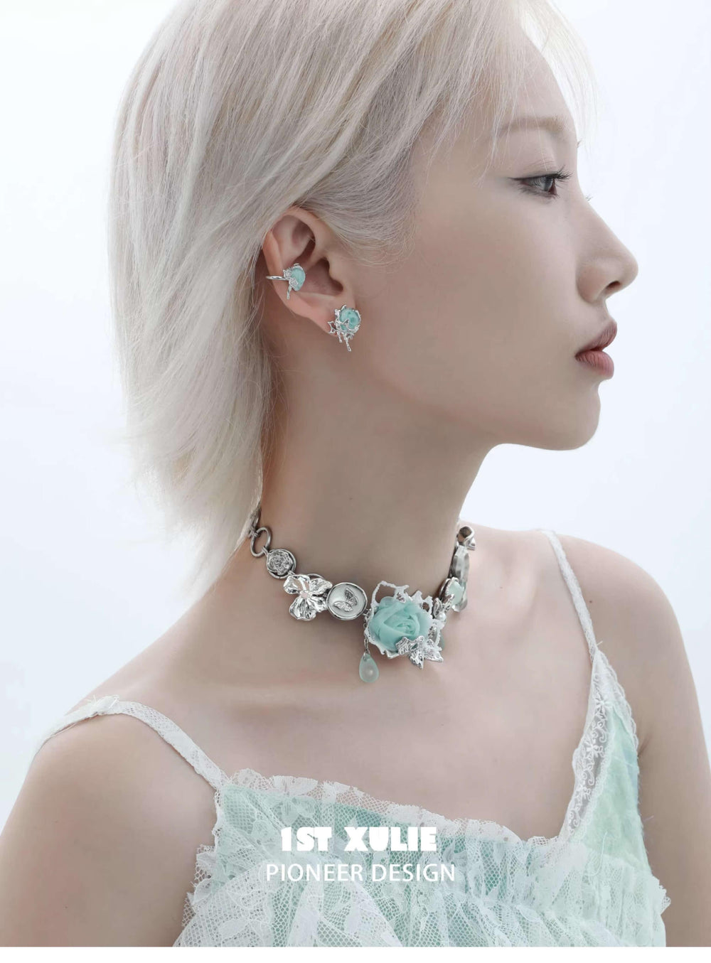1ST XULIE "Taboo Rose" Statement Knitted Rose Choker Necklace in Platinum Plated - Texture Detail