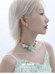 1ST XULIE "Taboo Rose" Statement Knitted Rose Choker Necklace in Platinum Plated - Texture Detail