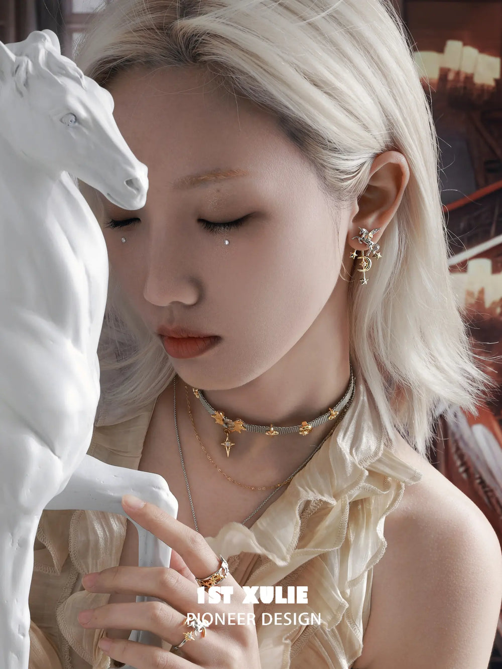 1ST XULIE "DREAM HORSE" Detachable Unicorn Moon & Star Drop Earrings in 18K Gold & Platinum Plate - Detail Shot