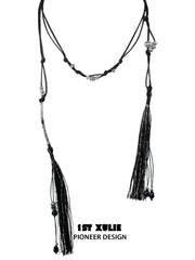 1ST XULIE "MONOLOGUES" Vintage Black Agate Tassel Lariat Necklace in Oxidized Silver Plated - Texture Shot