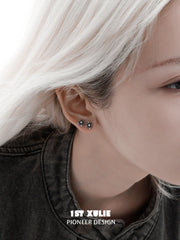 1ST XULIE "Irises" Vintage Fleur-de-Lis Stud Earrings in 925 Sterling Silver - Detail Shot