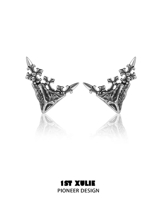 1ST XULIE "Irises" Vintage Iris Brooches in Oxidized Silver Plate - Texture Detail