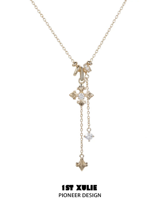 1ST XULIE Jewelry "Bastet" Vintage Iris Pendant Necklace in Rhodium Plated Brass - Packaging View