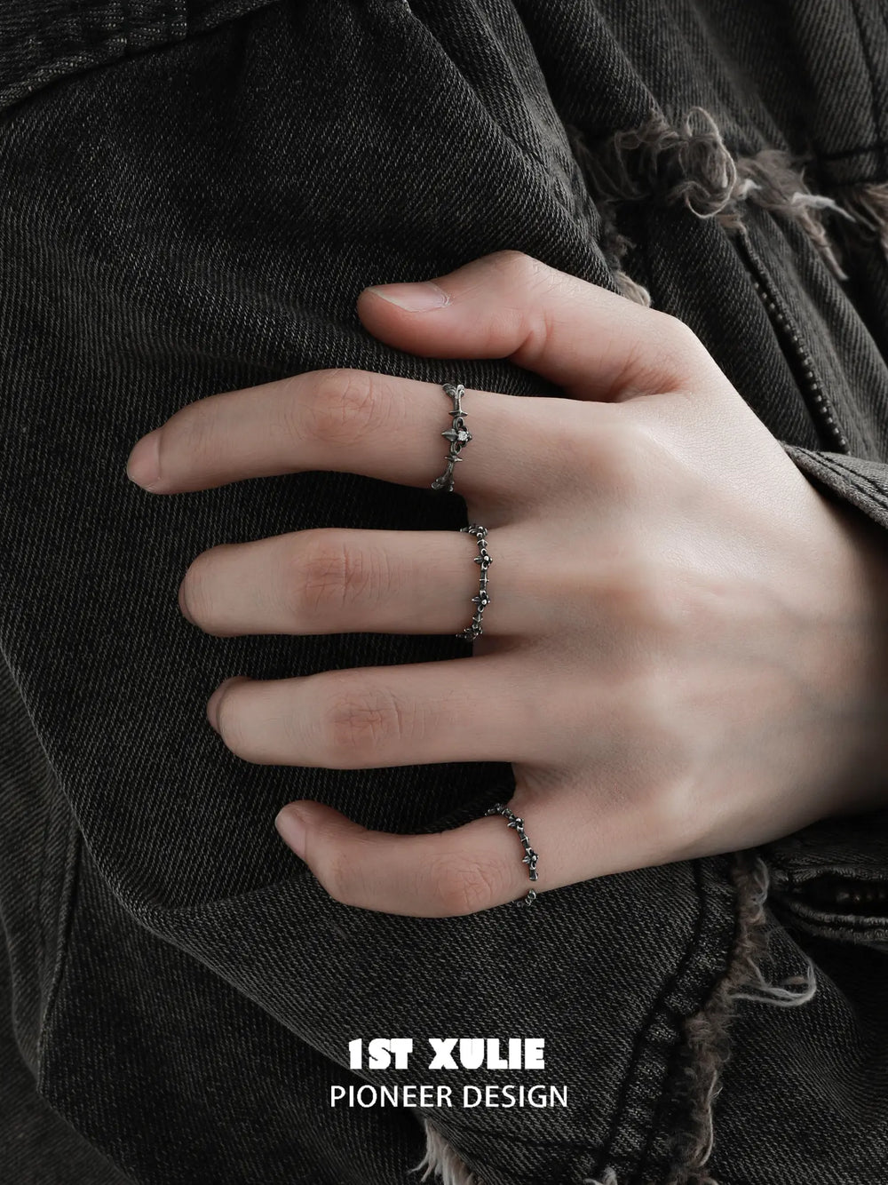 1ST XULIE Jewelry "Irises" Vintage Oxidized Iris Ring (Style A) in 925 Sterling Silver - Detail Shot