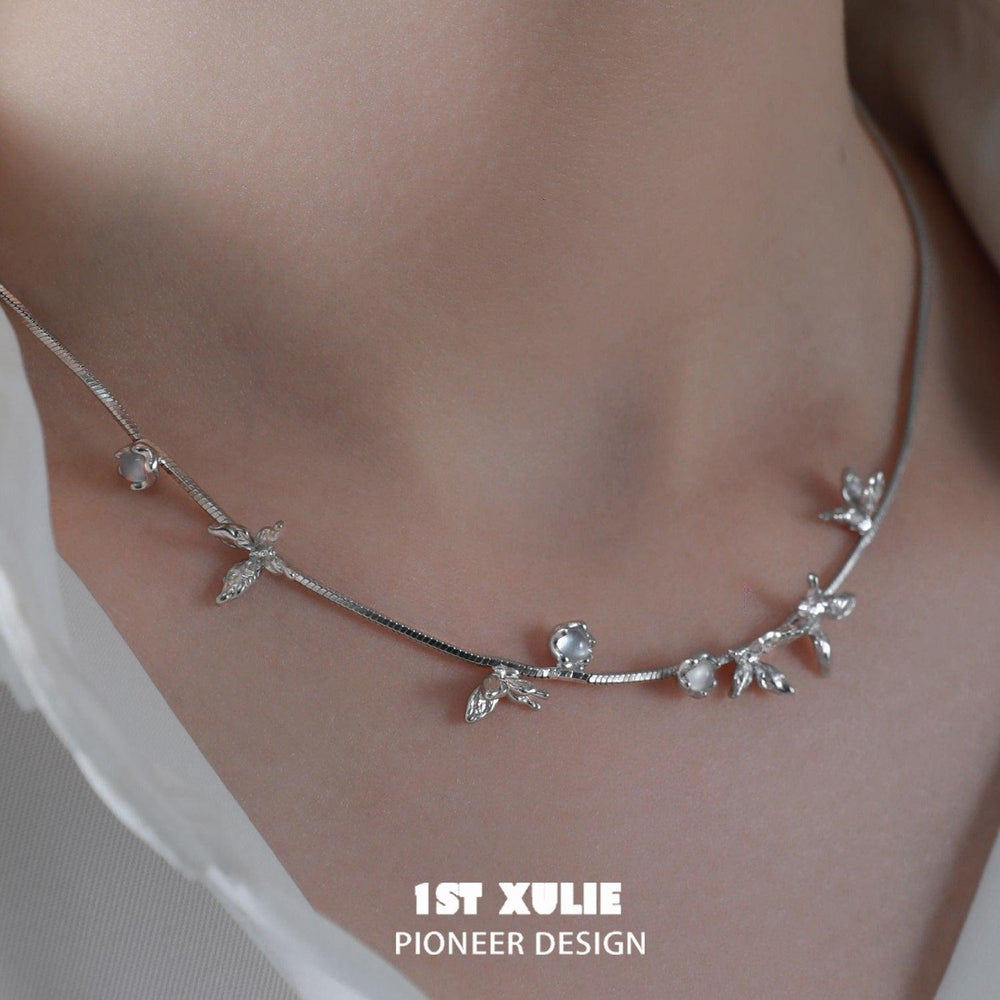 1ST XULIE "Whiterfly" Dainty White Chalcedony Beaded Choker Necklace in 925 Sterling Silver - Clasp Detail