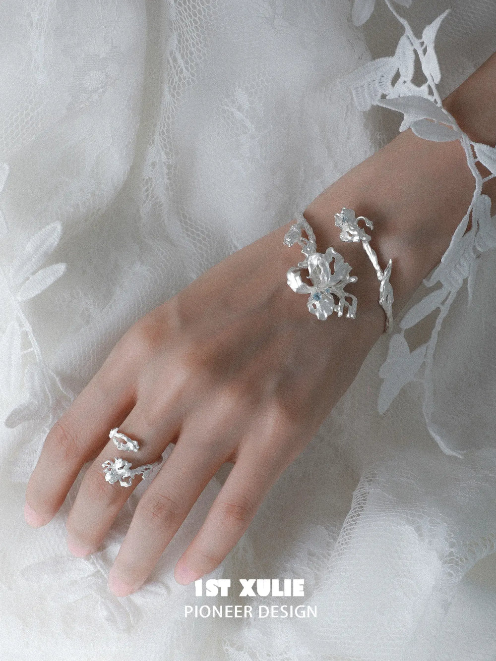 1ST XULIE Jewelry "Irises" Zirconia Iris Bangle in Rhodium Plated - Product View