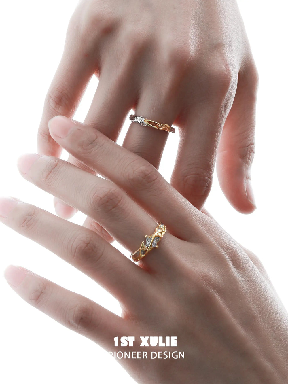 1ST XULIE "Lucifer" Black Swan Feather Wing Ring in 925 Sterling Silver - Lifestyle Shot