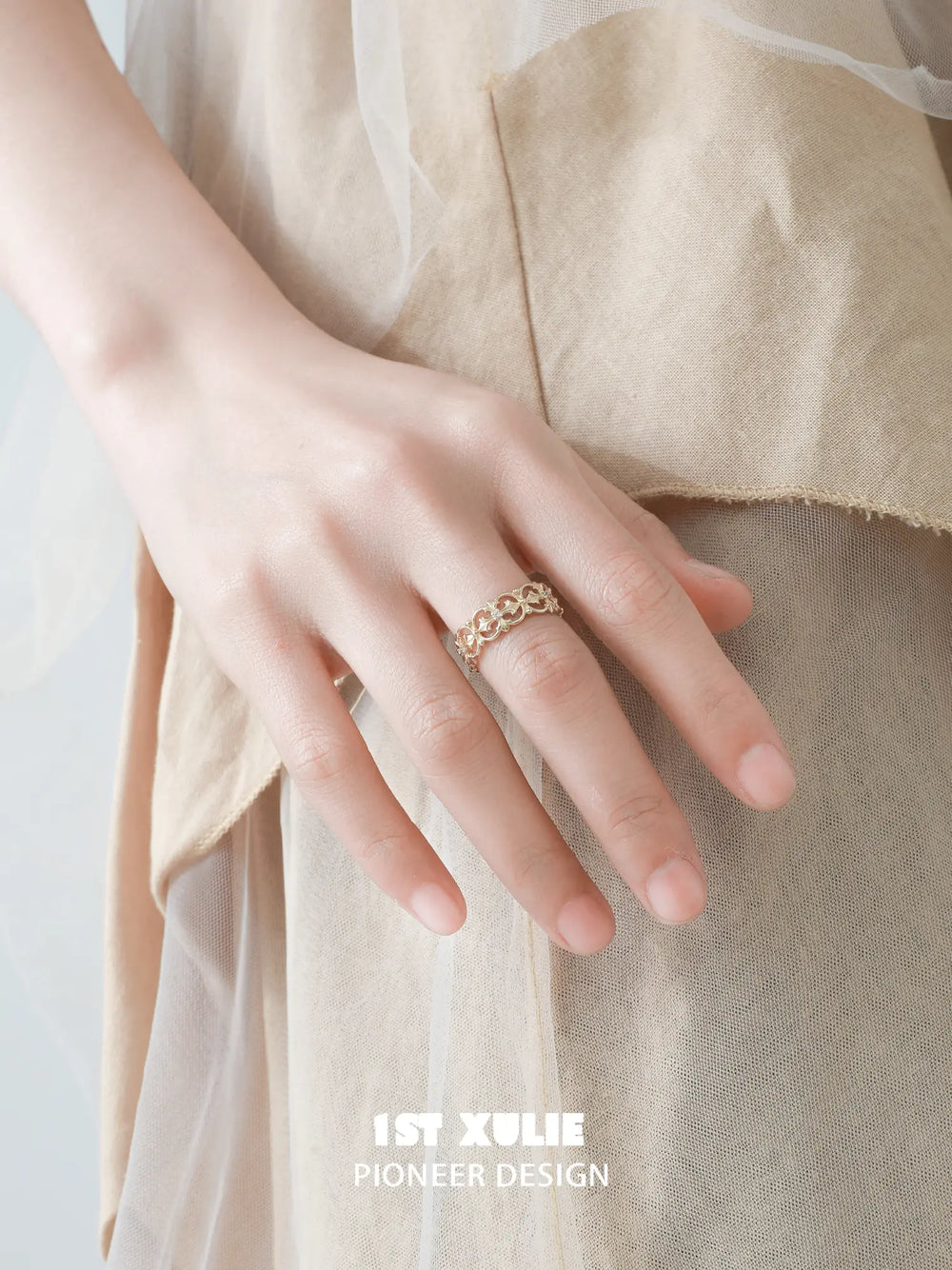 1ST XULIE Jewelry "Bastet" Vintage Fleur-de-lis Adjustable Ring in 925 Sterling Silver - Vintage Hollow Ring Detail