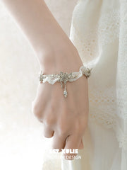 1ST XULIE Jewelry "Lace Rose" Vintage Floral Charm Bracelet in 18K Gold Plated - Detail Shot