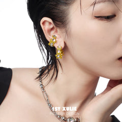 ムーンストーン スパークリングコーラル イヤークリップ™