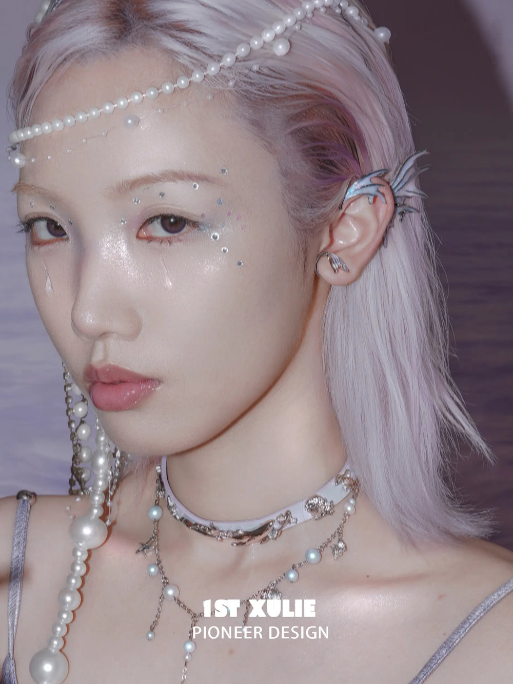 1ST XULIE "ATLANTIS" Asymmetrical Seahorse Fin Ear Hook in Platinum Plated - On Model Close-Up