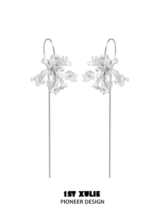 1ST XULIE Jewelry "Irises" Blue Iris Dangle Earrings in Silver Plated - Size Comparison
