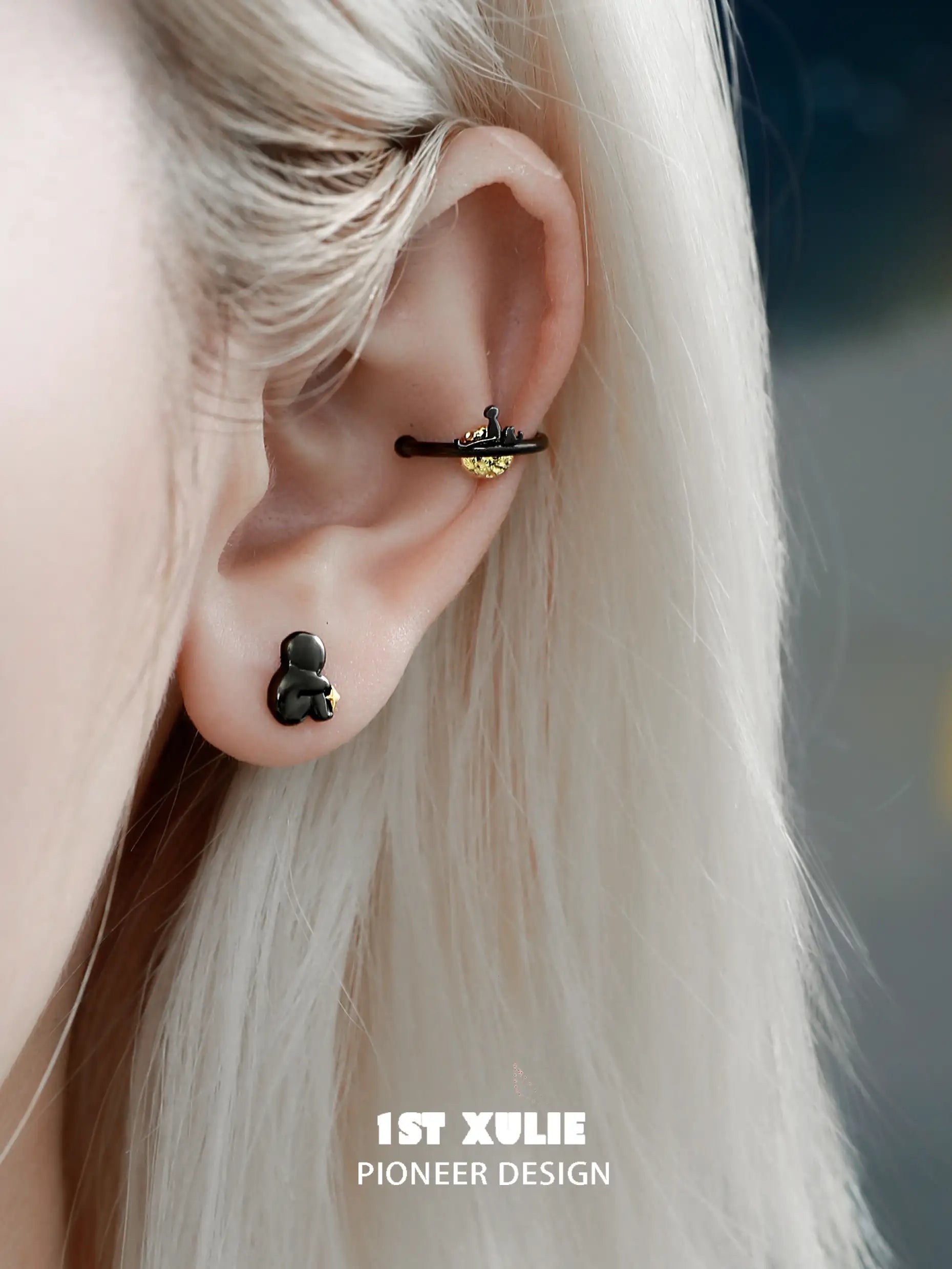 1ST XULIE "Cat's Gaze" Platinum Plated Cat Head Clip-on Cuff Earrings - Detail Shot