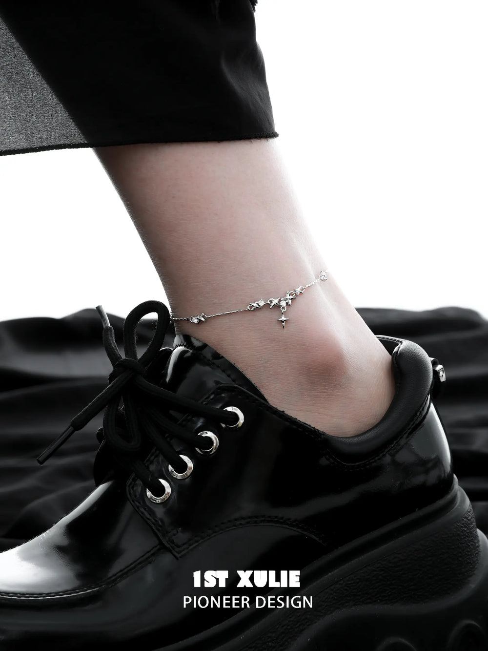 1ST XULIE "Star Trails" Dainty Celestial Star Anklet in 925 Sterling Silver - Clasp Detail