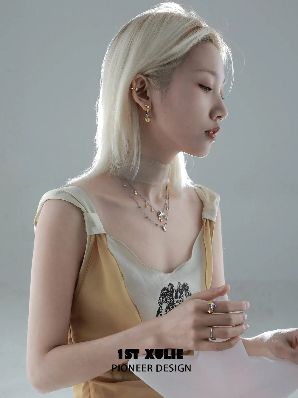 1ST XULIE "Cat's Gaze" Geometric Cat Head Pendant Necklace in 925 Sterling Silver - Texture Detail