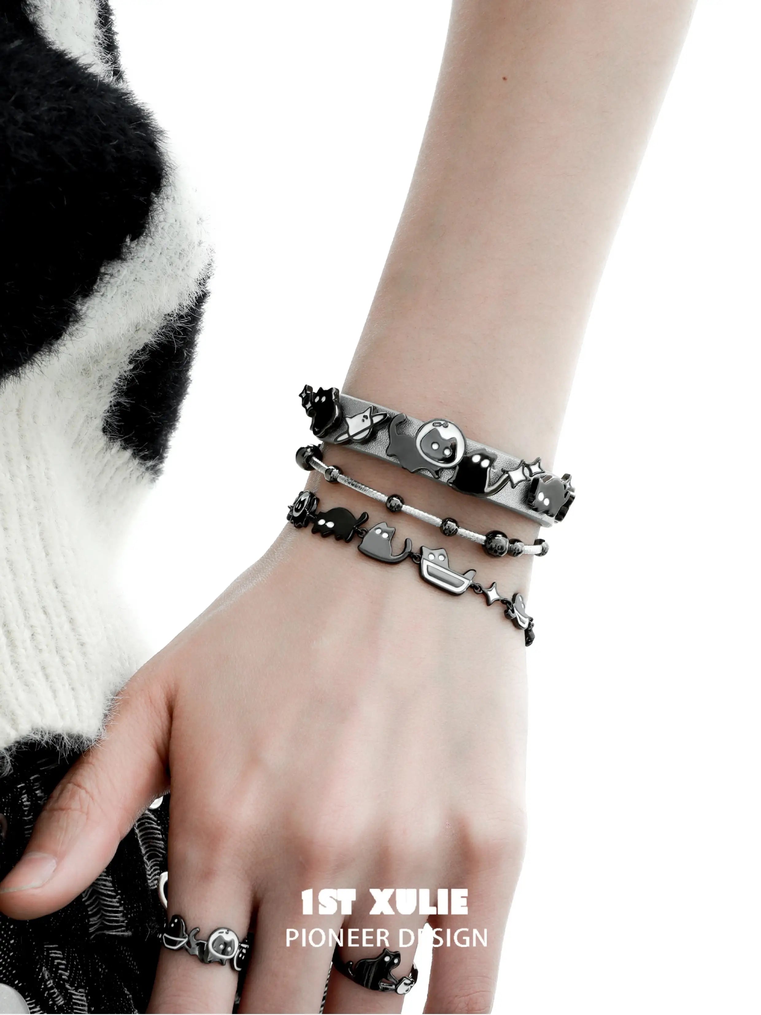 1ST XULIE "Ghosts Black Cat" Gothic Punk Black Cat Leather Charm Bracelet in 18K Black Gold Plated Brass and Leather - Cat Charm Detail