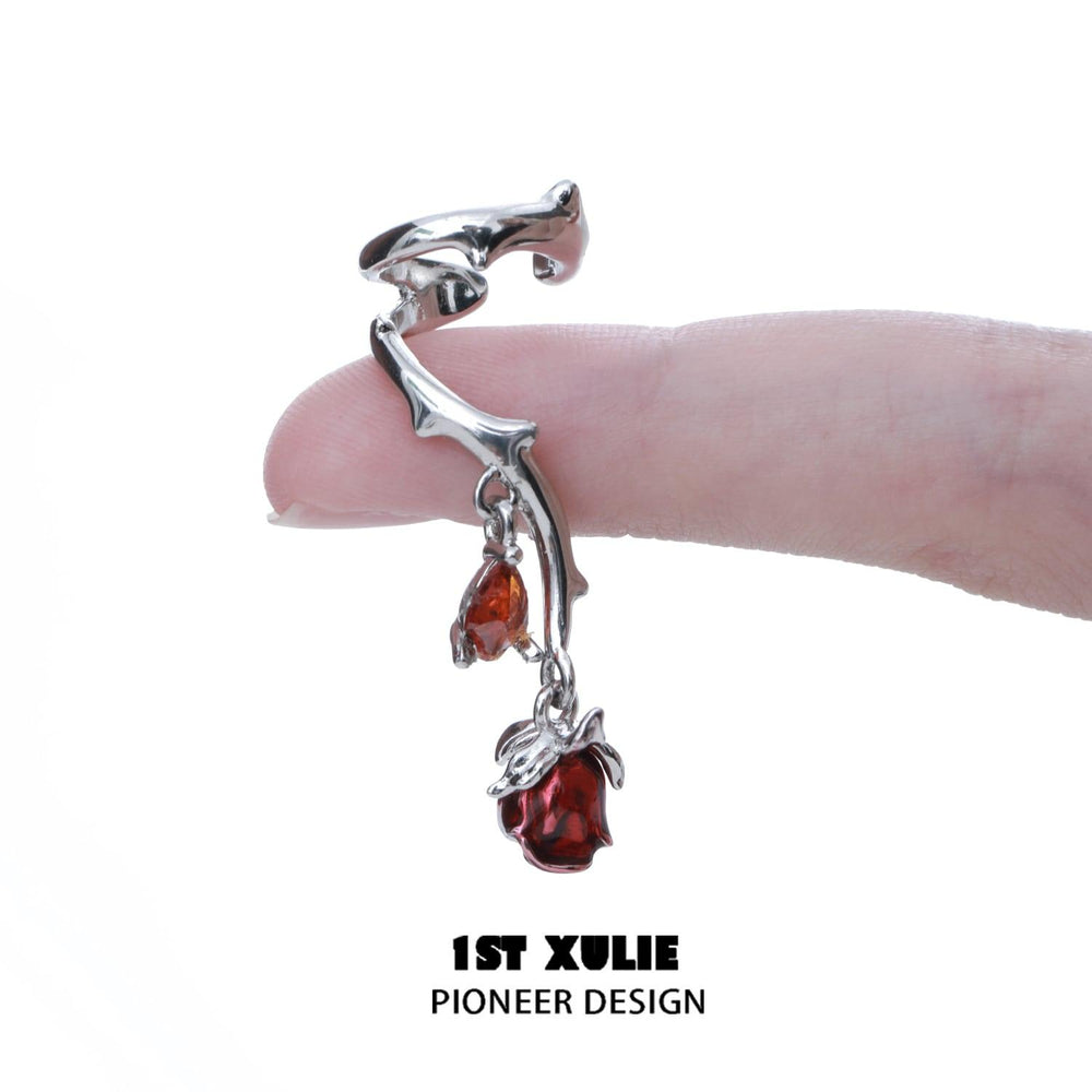 1ST XULIE "Taboo Rose" Gothic Rose Pendant Ear Clips in Platinum Plated - Detail Shot