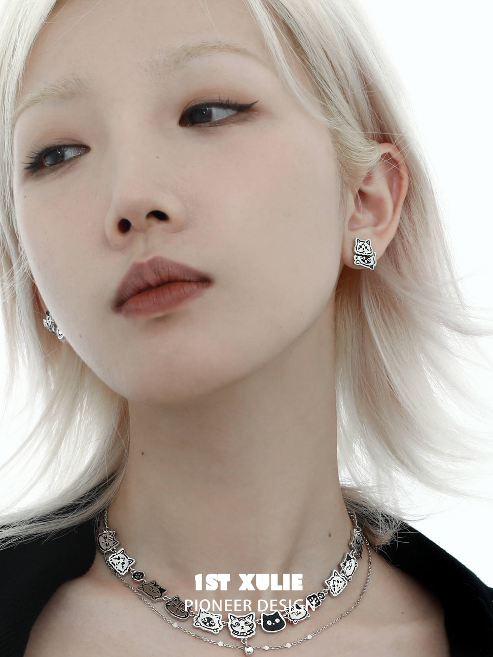 1ST XULIE "Graffiti Kitten" Platinum Plated Stud Earrings - Detail Shot