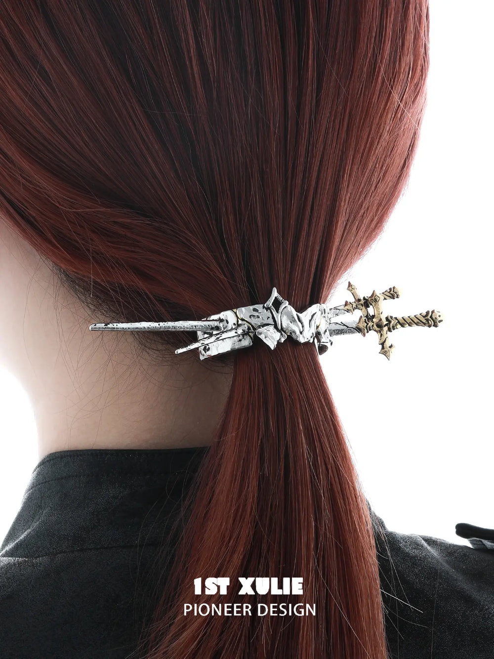 1ST XULIE Jewelry "Knight's Oath" Knight's Sword Hair Clip in 18K Gold Plated Brass - Texture Detail