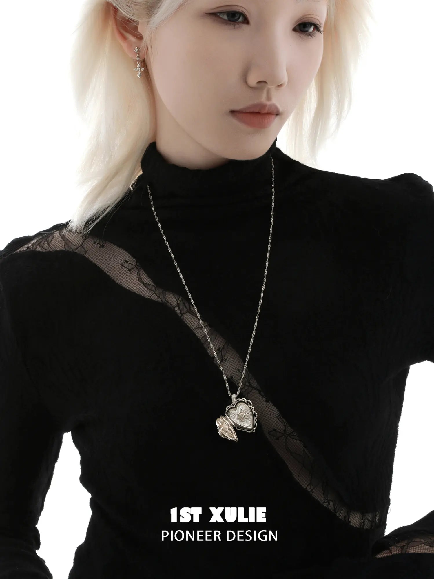 1ST XULIE Jewelry "Lace Rose" Victorian Lace Heart Locket Pendant Necklace in 18K Gold Plated - Back View