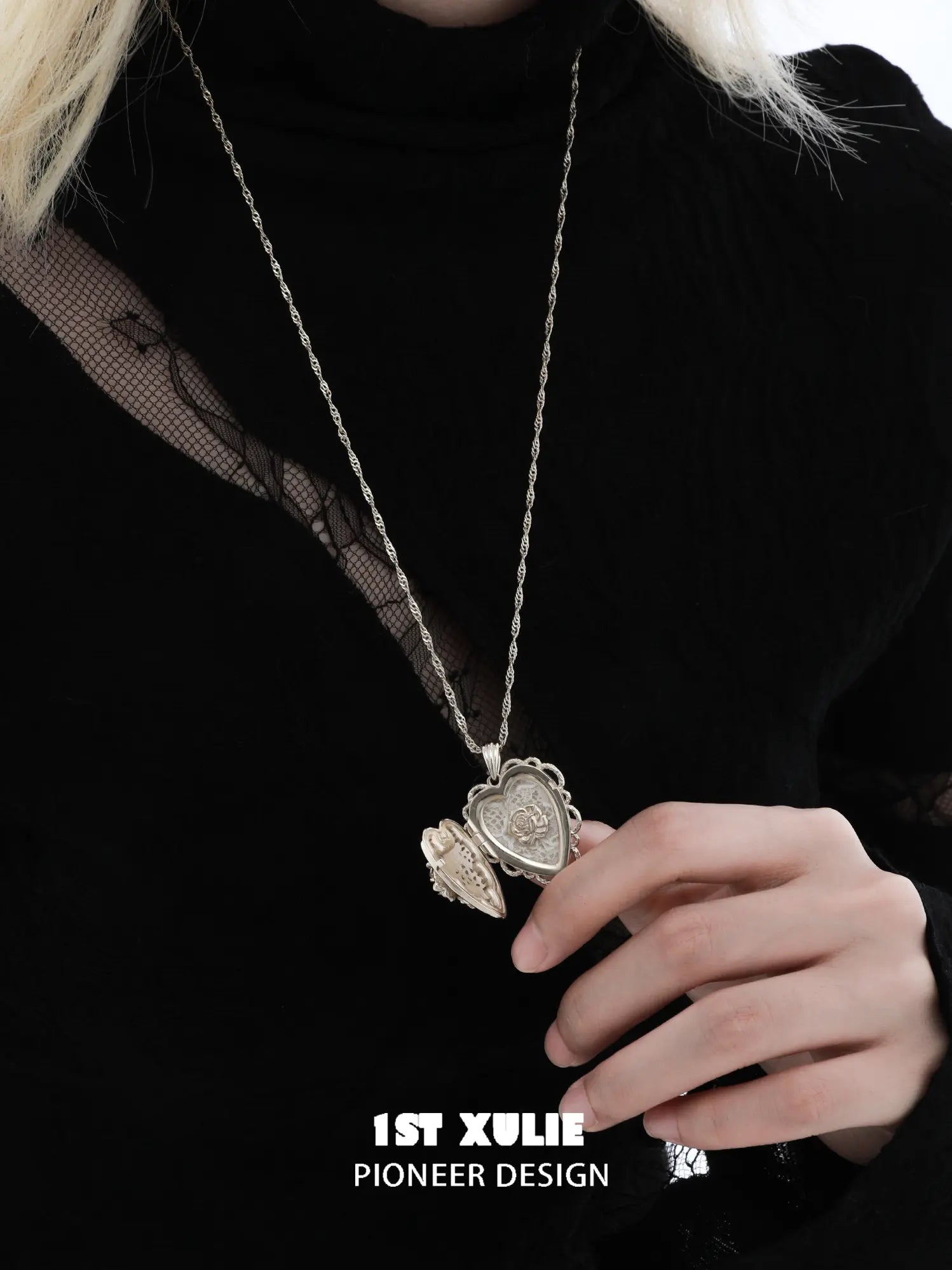 1ST XULIE Jewelry "Lace Rose" Victorian Lace Heart Locket Pendant Necklace in 18K Gold Plated - Packaging View