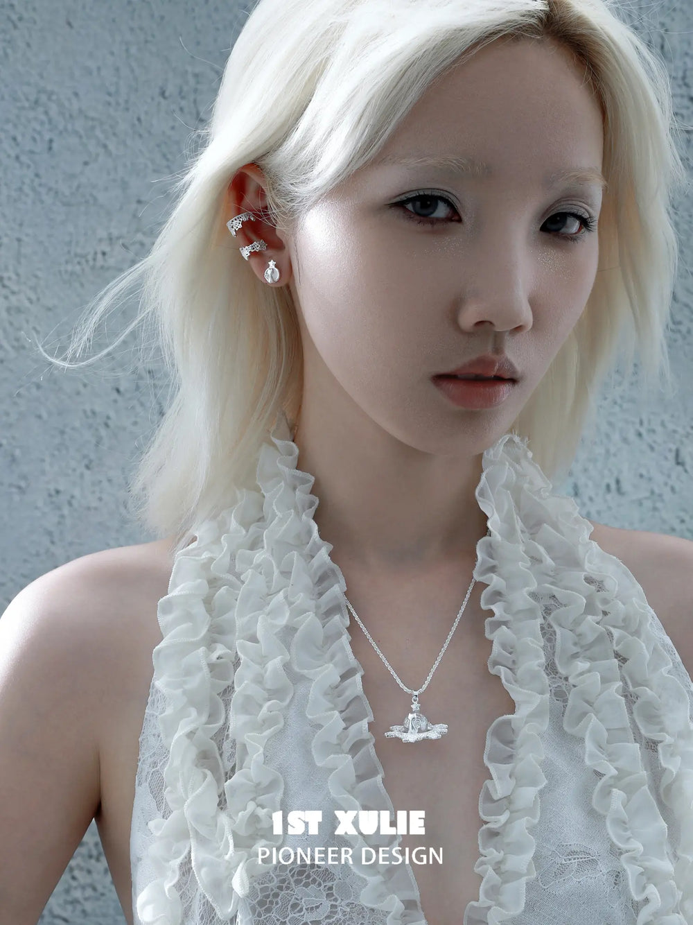 1ST XULIE Jewelry "STARLIGHT LACE" Lace Star Kitten Stud Earrings in Silver Plated Brass - Product View