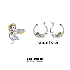 1ST XULIE "Graffiti Kitten" Lazy Kitten Statement Charm Hoop Earrings in Platinum Plated - Texture Detail