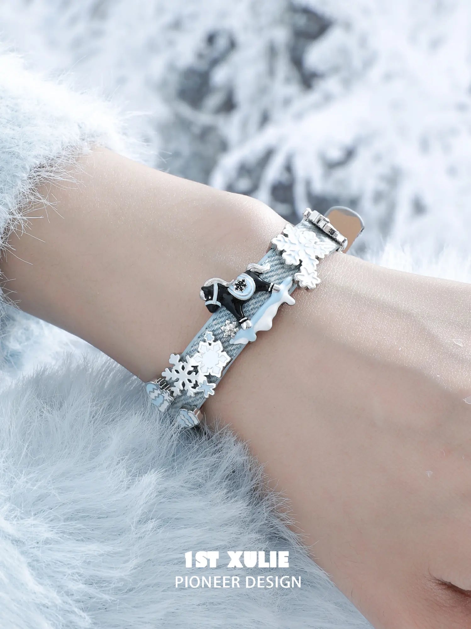 1ST XULIE Jewelry "Snowy Cuties" Leather Cat & Pony Buckle Bracelet in Brass - Clasp Detail