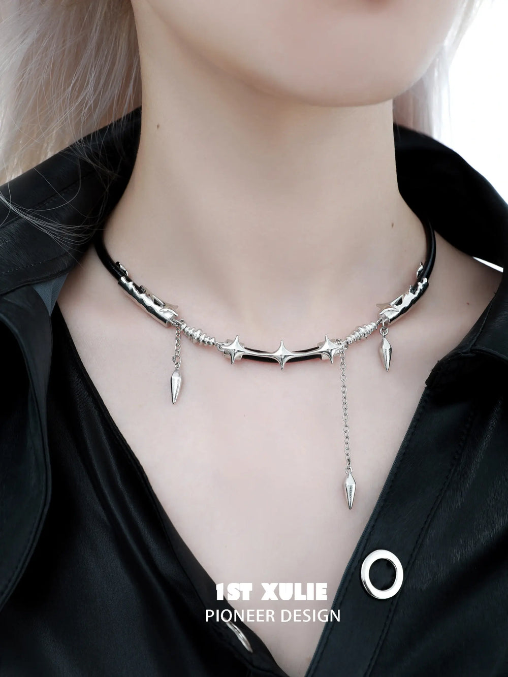 1ST XULIE Jewelry "Black Mirror" Leather Collar Necklace in Genuine Leather - Detail Shot
