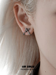 1ST XULIE Jewelry "Irises" Oxidized Cross Stud Earrings in 925 Sterling Silver - Texture