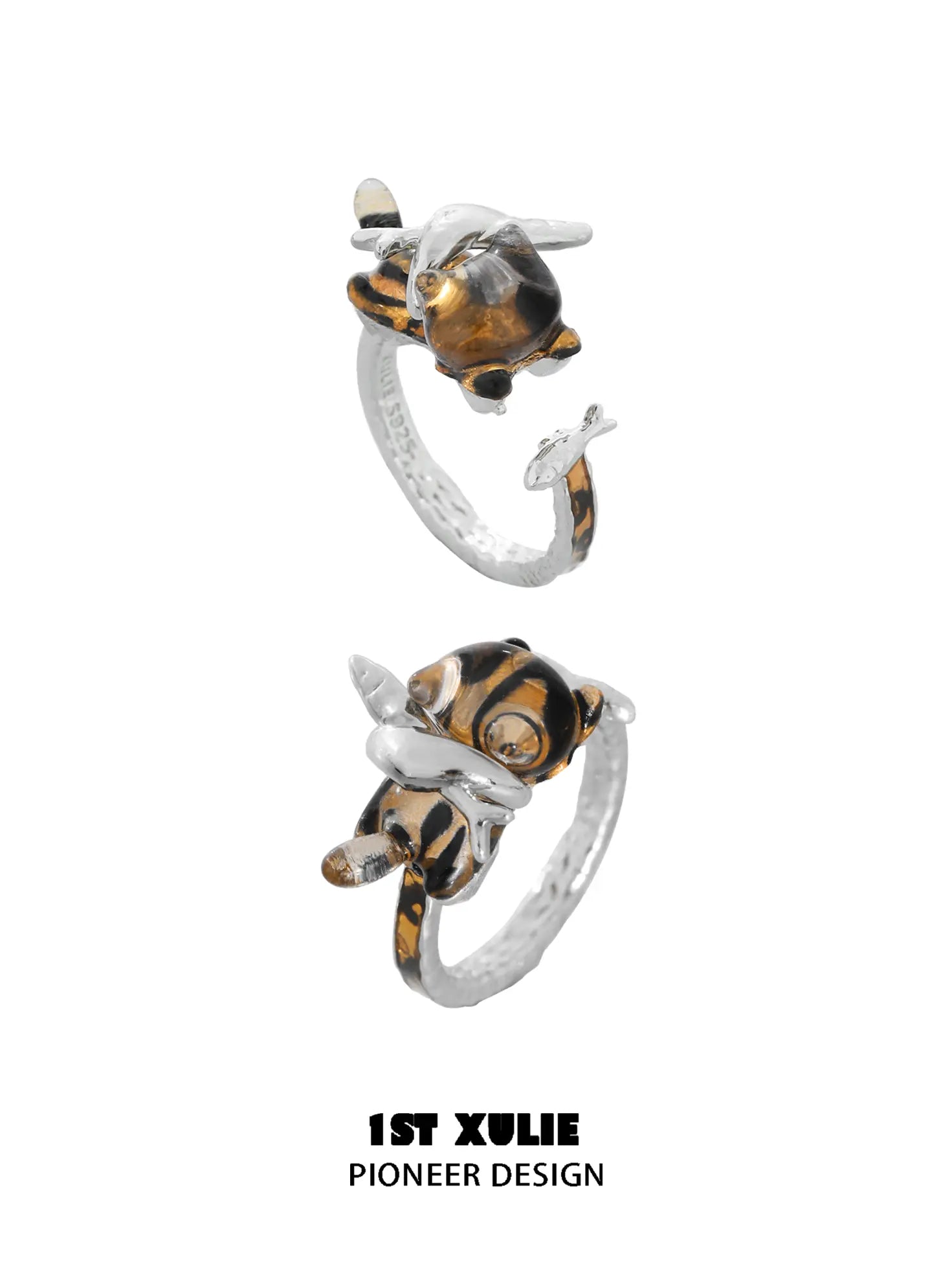 1ST XULIE "LEOPARD CAT" Playful Leopard Cat Adjustable Ring in 925 Sterling Silver - On Model Close Up