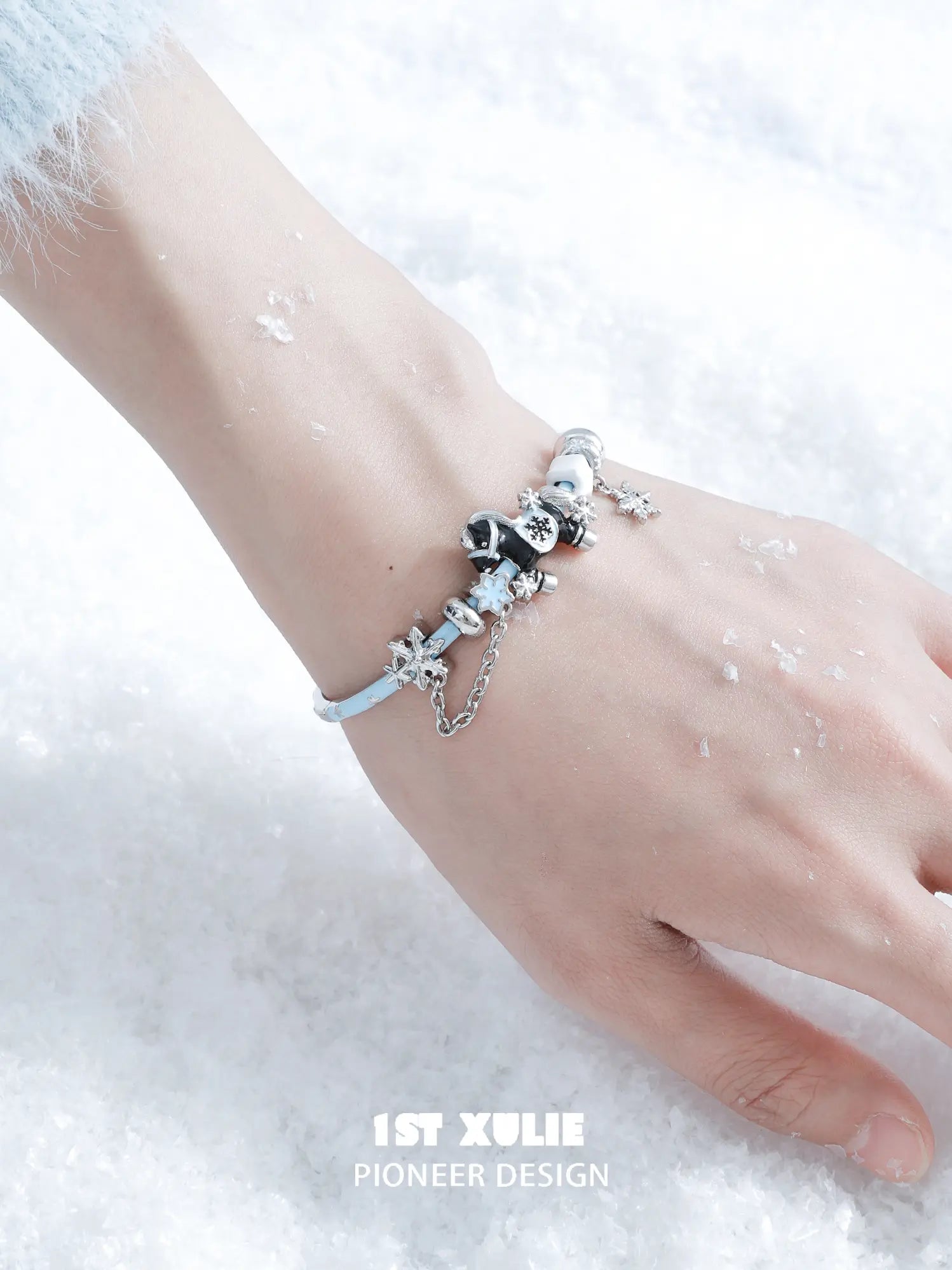 1ST XULIE Jewelry "Snowy Cuties" Snow Kitten & Pony Enamel Bracelet in Platinum Plated Brass - Detail Shot