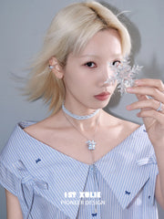 1ST XULIE Jewelry "Snow Land" Snowflake Cat Pull-Out Pendant Necklace in Rhodium Plated Brass - Side View