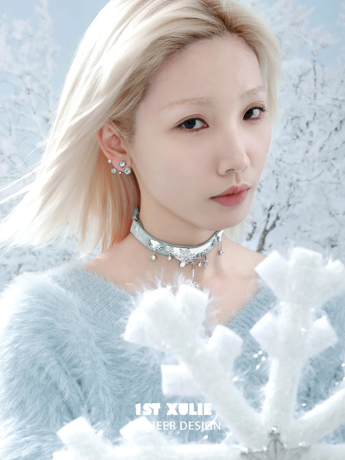 1ST XULIE "Snow Land" Snowflake Convertible Choker in Microfiber and Platinum - Product View