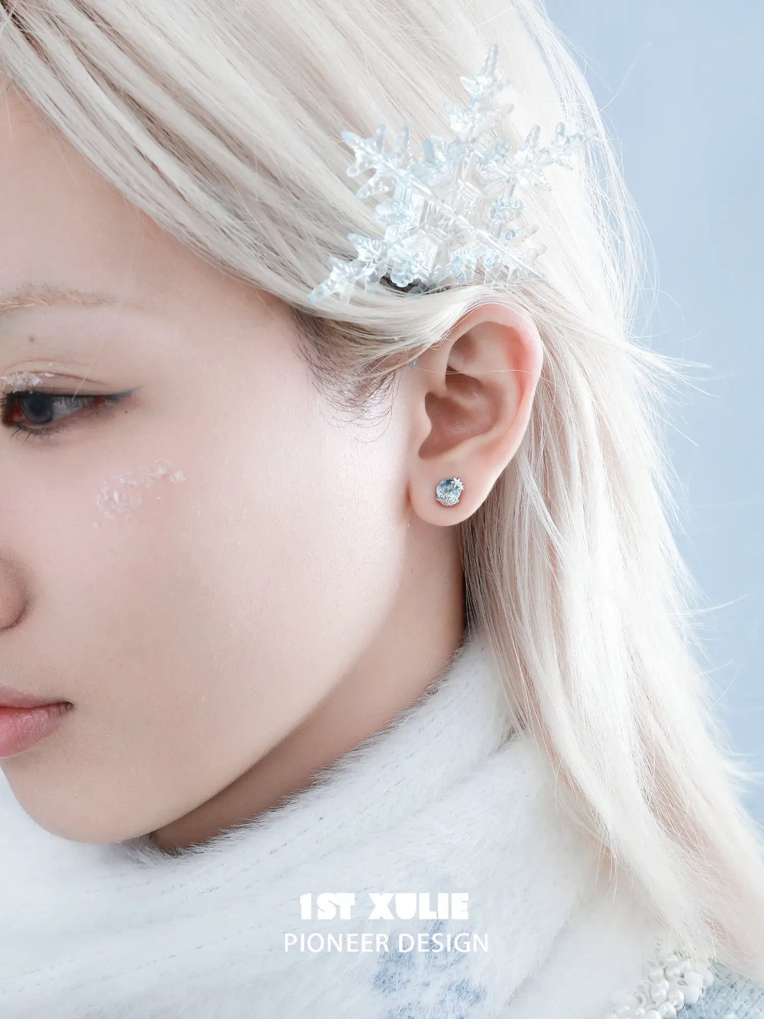 1ST XULIE Jewelry "Snow Land" Snowflake Stud Earrings in 925 Sterling Silver - Detail Shot