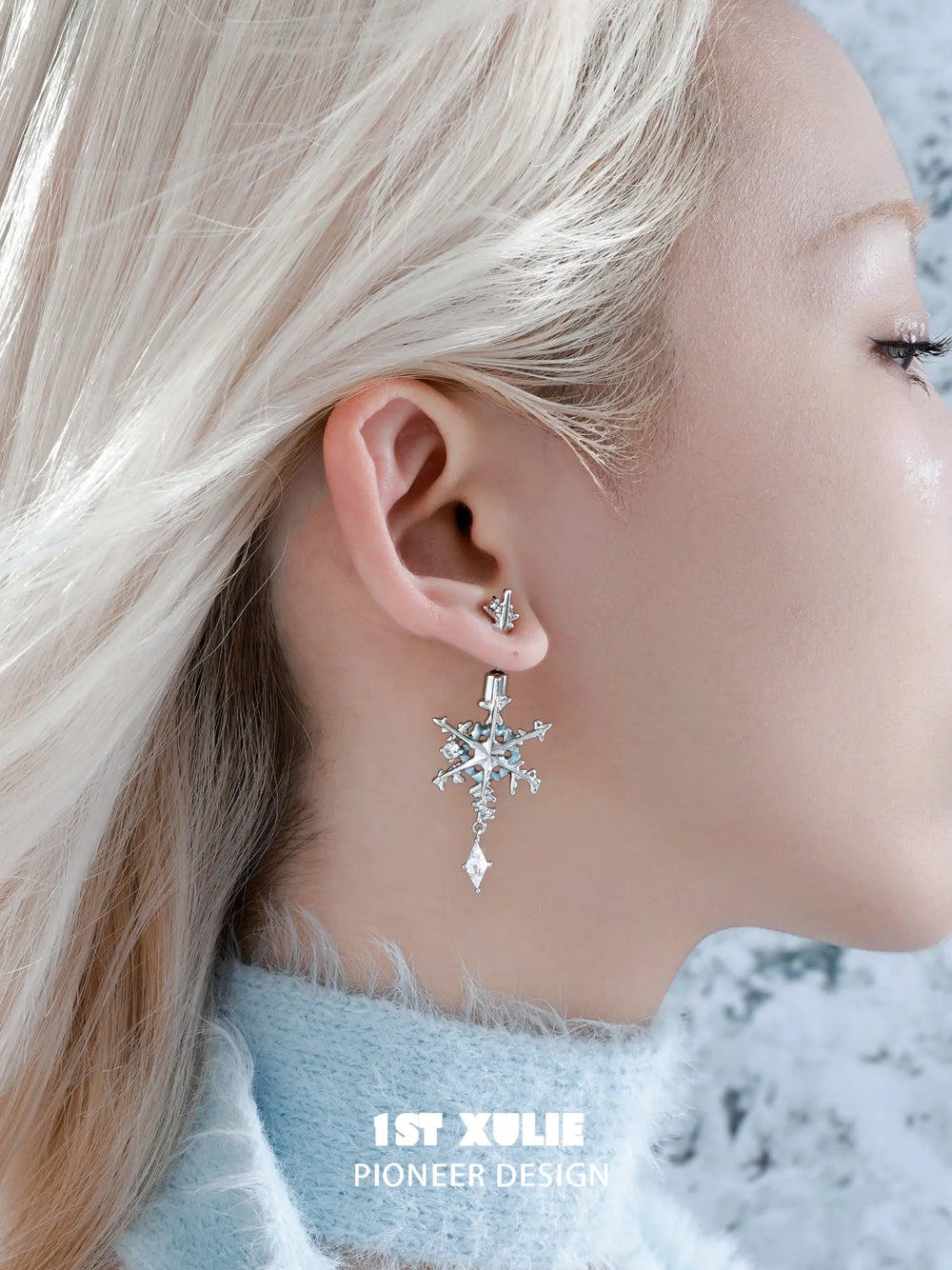 1ST XULIE Jewelry "Snow Land" Snowflake Zirconia Stud Earrings in Platinum Plated - Angle View