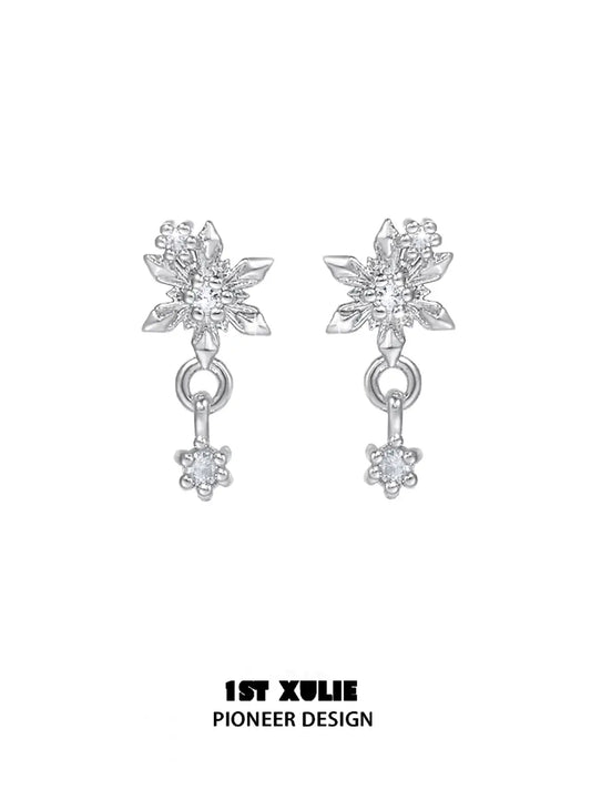 1ST XULIE Jewelry "Snow Land" Sparkling Snowflake Huggie & Stud Earrings in Platinum Plated - Packaging View