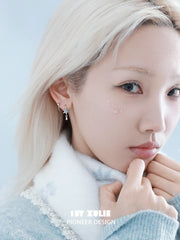 1ST XULIE "Snow Land" Sparkling Snowflake Stud Earrings in Platinum Plated - Product View