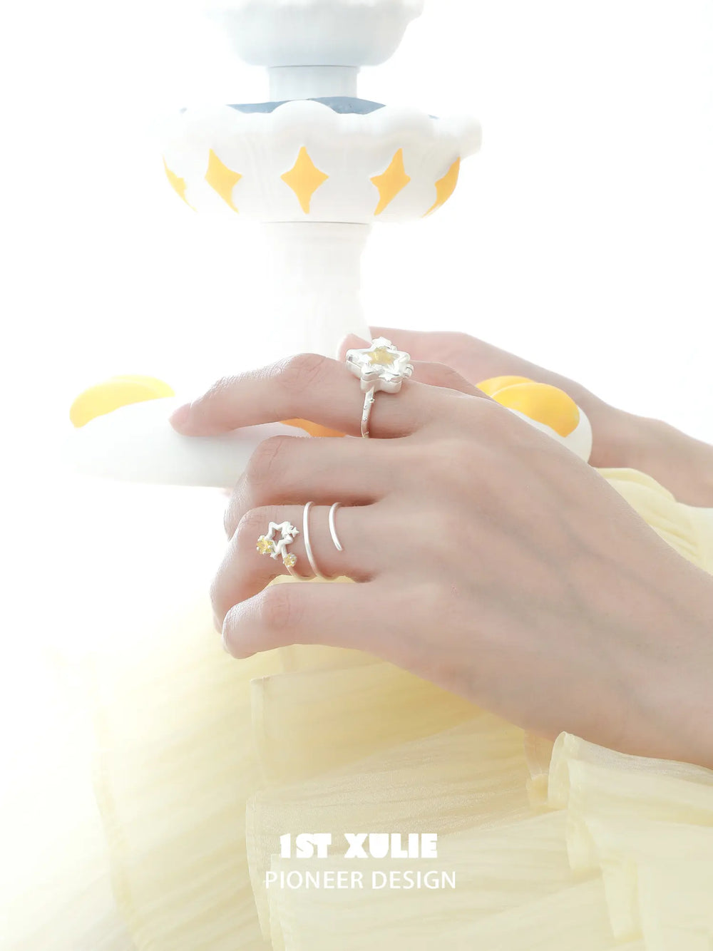 1ST XULIE Jewelry "WISHING STAR" Star Flip Zirconia Ring in Rhodium Plated Brass - Angle 2