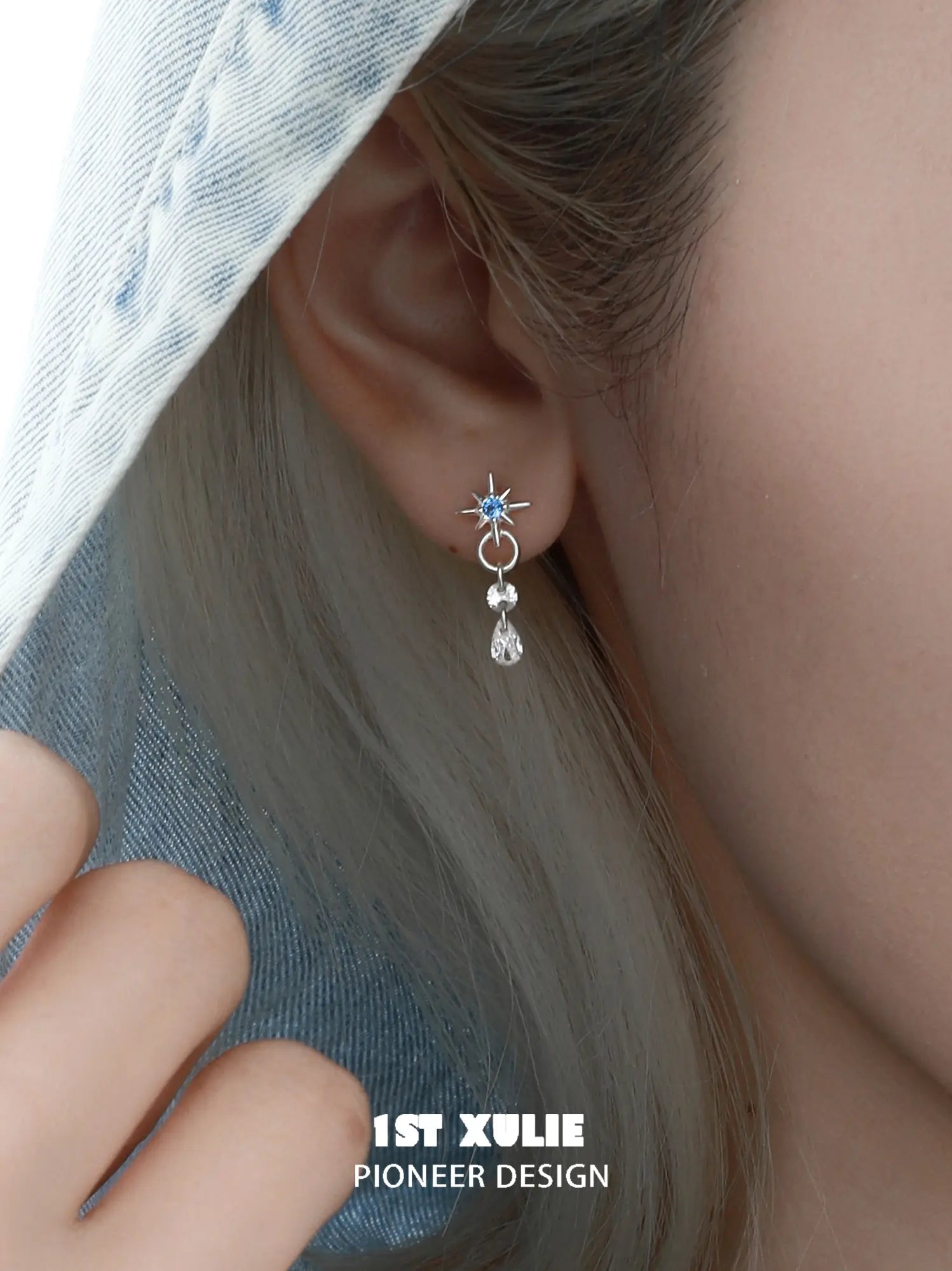 1ST XULIE "Starry Night" Star Trail Climber Stud Earrings in 925 Sterling Silver - Angled View