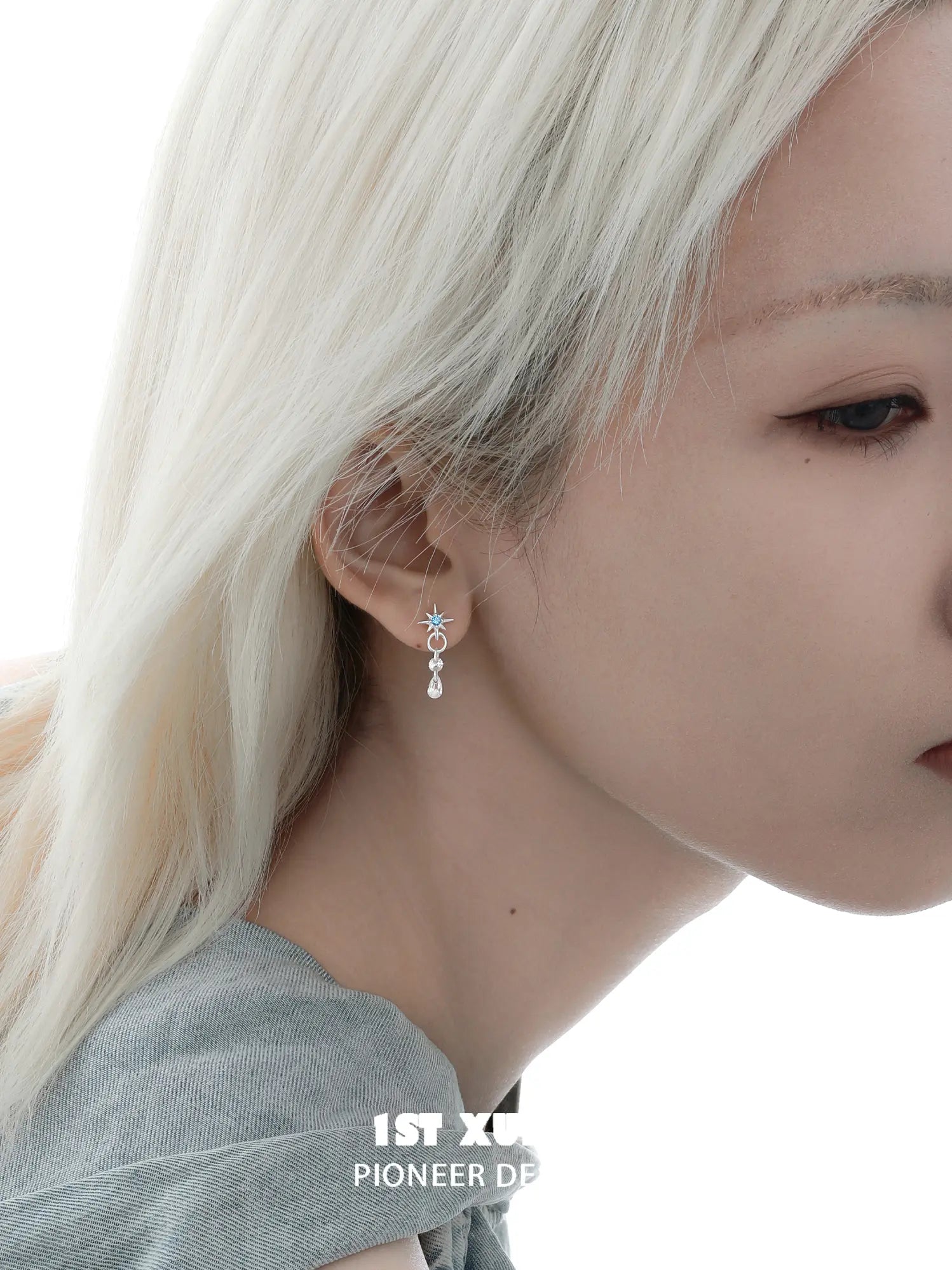 1ST XULIE "Starry Night" Star Trail Climber Stud Earrings in 925 Sterling Silver - Product View