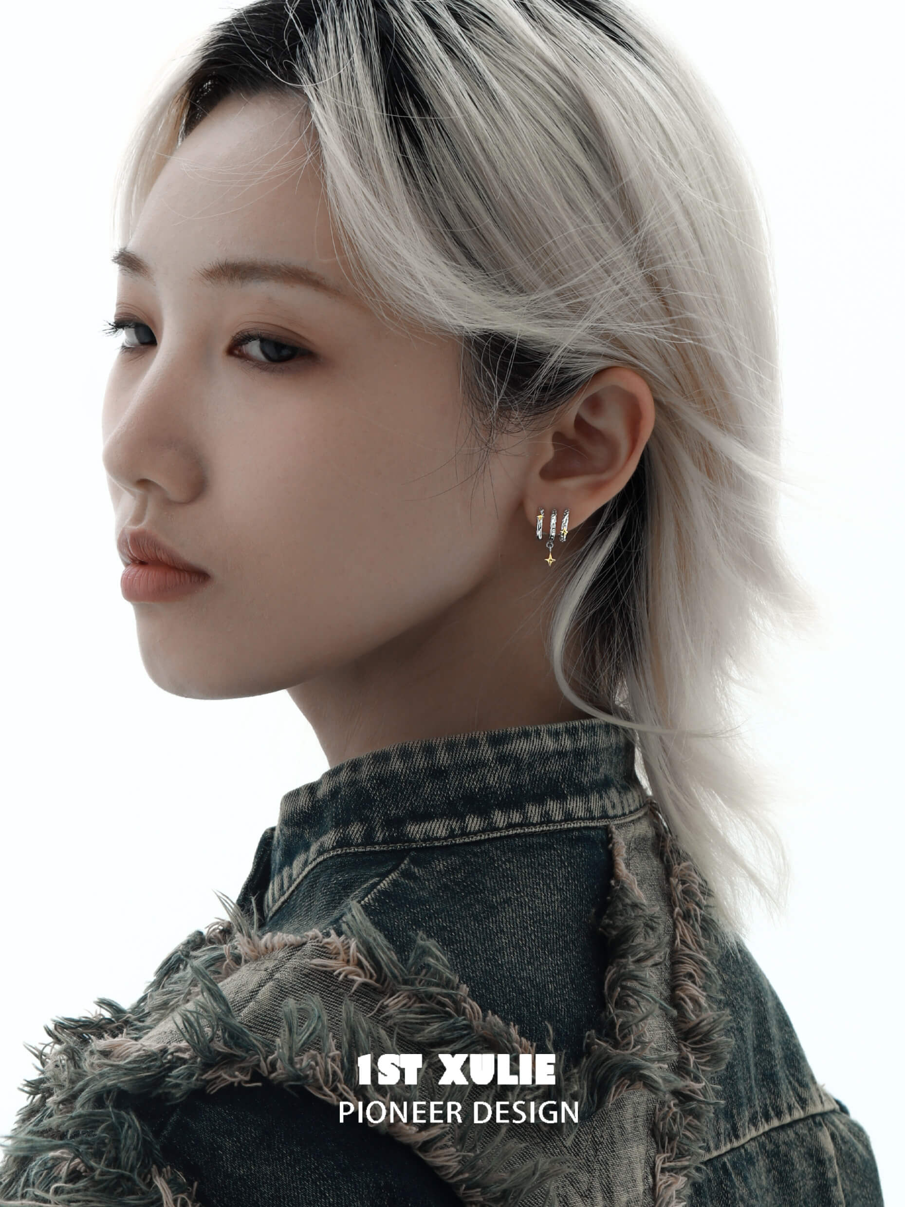 1ST XULIE "Starfall" Celestial Meteorite Stud Earrings in Platinum & Gold - Detail Shot